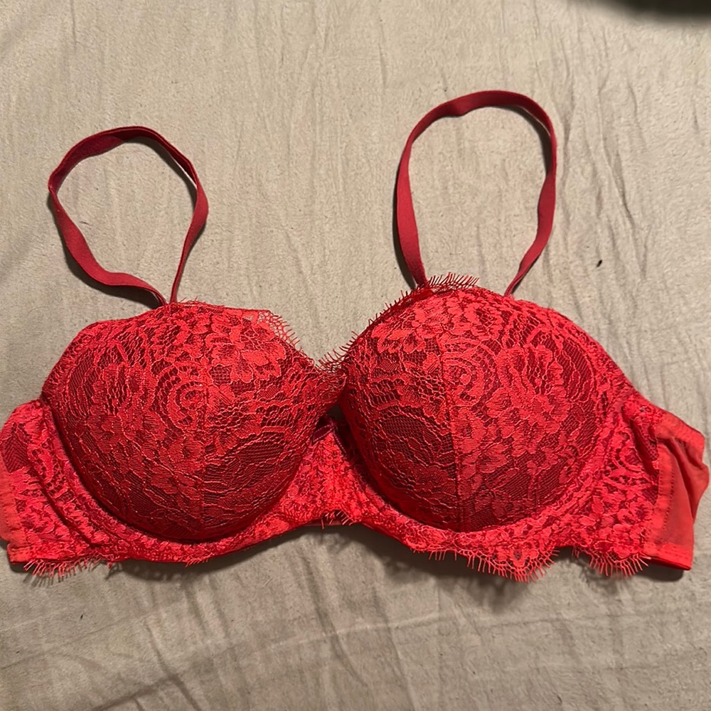 Victoria’s Secret Dream Angels Lined Demi Bra